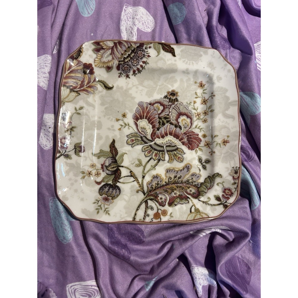 222 Fifth Gabrielle Cream Bread Dessert Plate Square Scalloped 6-1/4"! One Plate